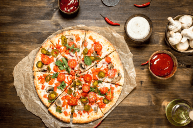 American Pizza Variations and Regional Specialties